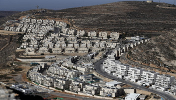 العدو يُمهد لإقامة أكبر حي استيطاني شرقي القدس