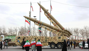 حرس الثورة يعلن تدمير رادارات ومنظومات للدفاع الجوي الأميركية بالبحرين والكويت