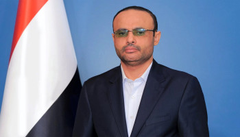 الرئيس المشاط يعزي في وفاة العلامة أحمد عبدالله شرف الدين