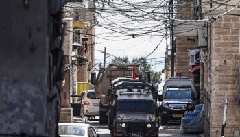 العدو الصهيوني يقتحم مخيم قلنديا ويخطر بهدم منشآت ومبانٍ