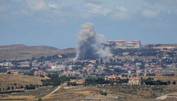 تفجيرات وقصف صهيوني في جنوب لبنان و"ميركافا" تتوغل في حولا
