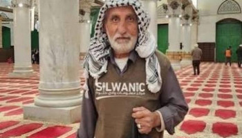 العدو الصهيوني يبعد "حمامة الأقصى" عن المسجد لمدة 6 أشهر