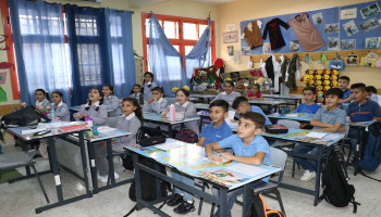 700 ألف طالب وطالبة يعودون للدراسة بغزة بعد 3 سنوات من الإبادة