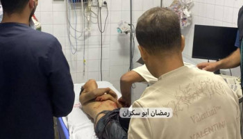 إصابات بينهم أطفال بانفجار مسيّرة صهيونية داخل مدرسة بغزة