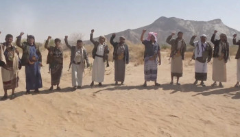 مشايخ ووجهاء مراد وبني عبد بمأرب يؤكدون الجهوزية لإسناد القوات المسلحة