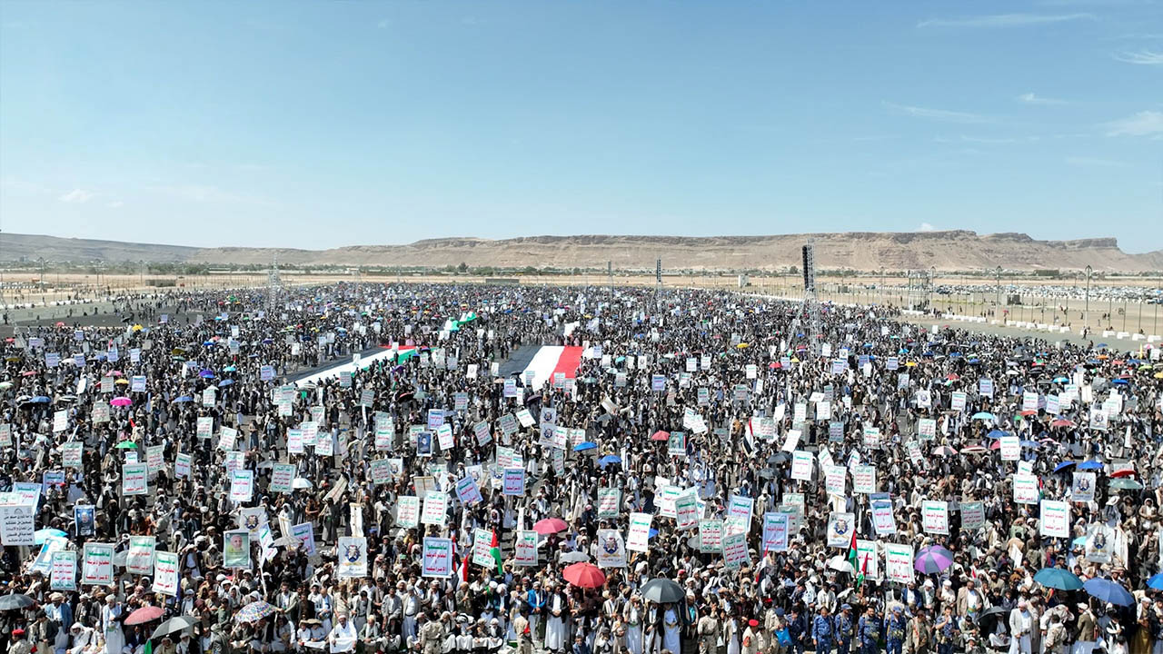 36 مسيرة حاشدة بمحافظة صعدة تأكيدا على الثبات مع غزة ومواجهة القتلة والمستكبرين