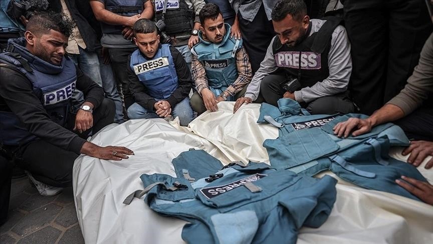 استشهاد 213 صحفياً فلسطينياً منذ بدء العدوان على غزة