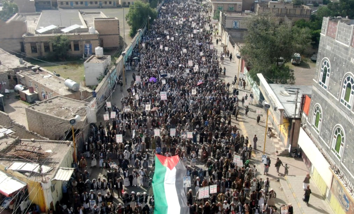 41 مسيرة حاشدة بذمار نصرة لغزة واحتفالًا بالنصر على أمريكا