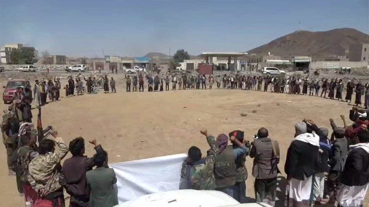 وقفة قبلية في ولد ربيع بالبيضاء إعلاناً للنفير العام والبراءة من الخونة