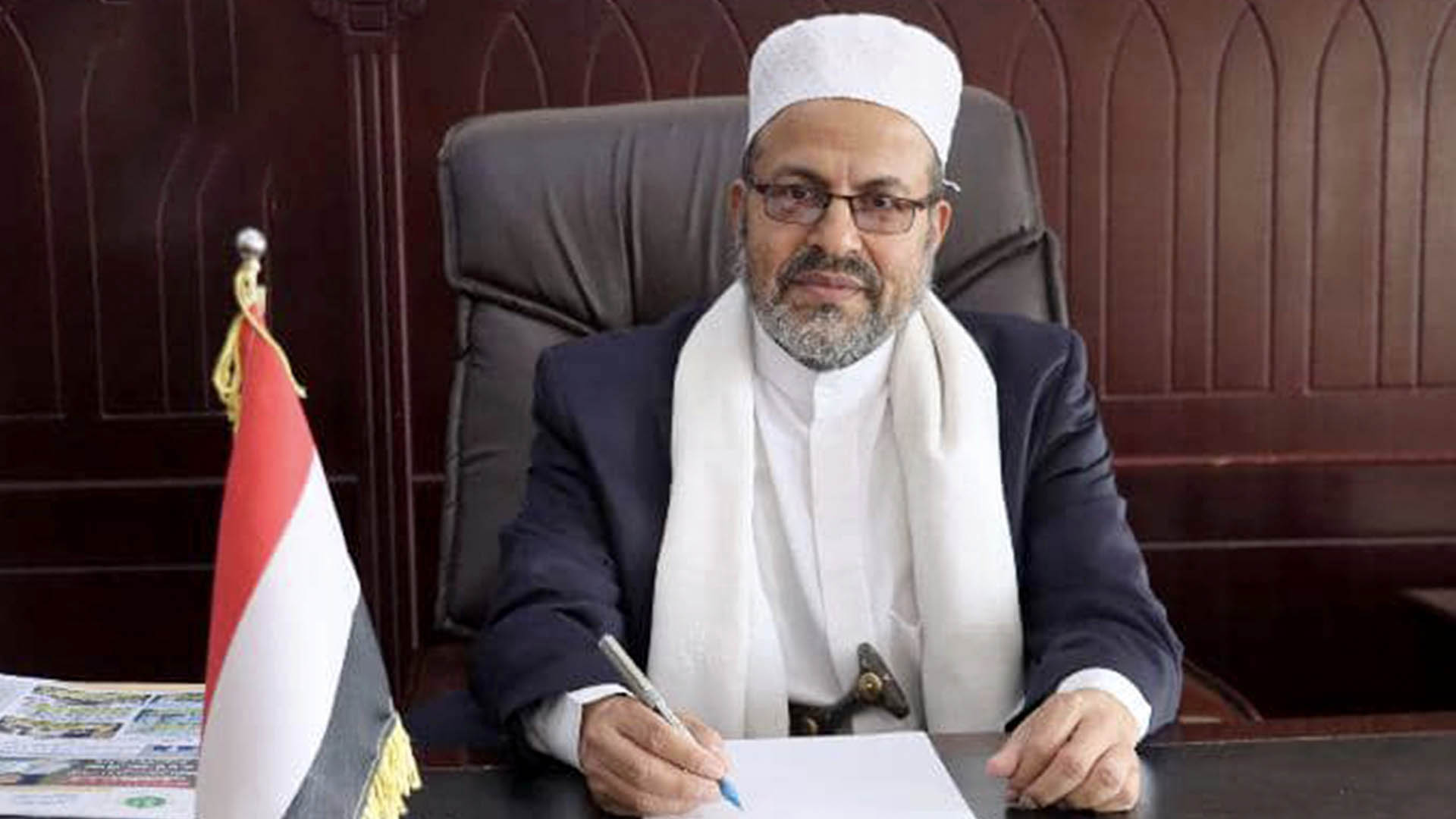 رئيس مجلس القضاء يهنئ القيادة الثورية والسياسية بعيد الوحدة
