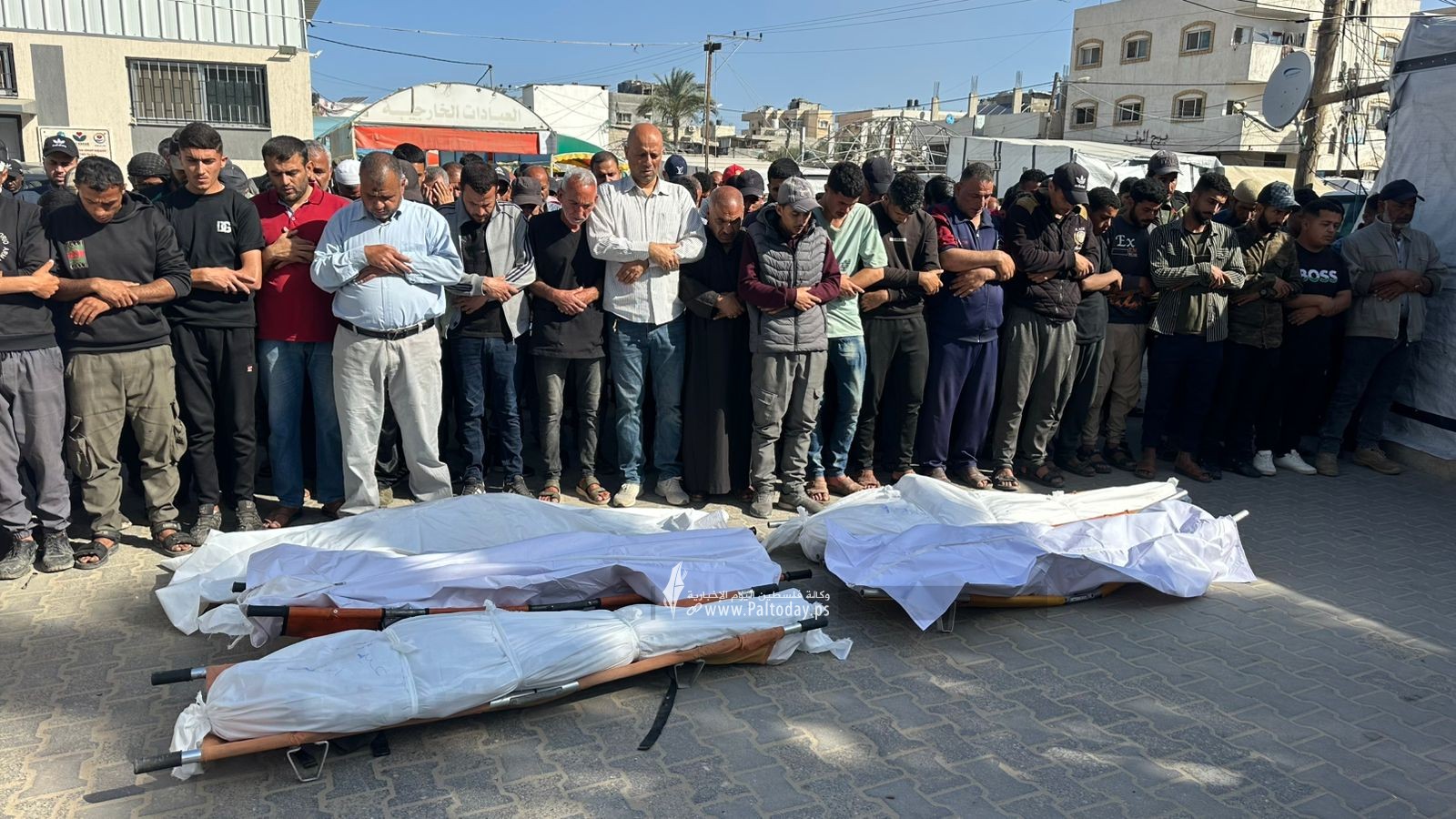 استشهاد 5 فلسطينيين في غارة للعدو على دير البلح وسط غزة