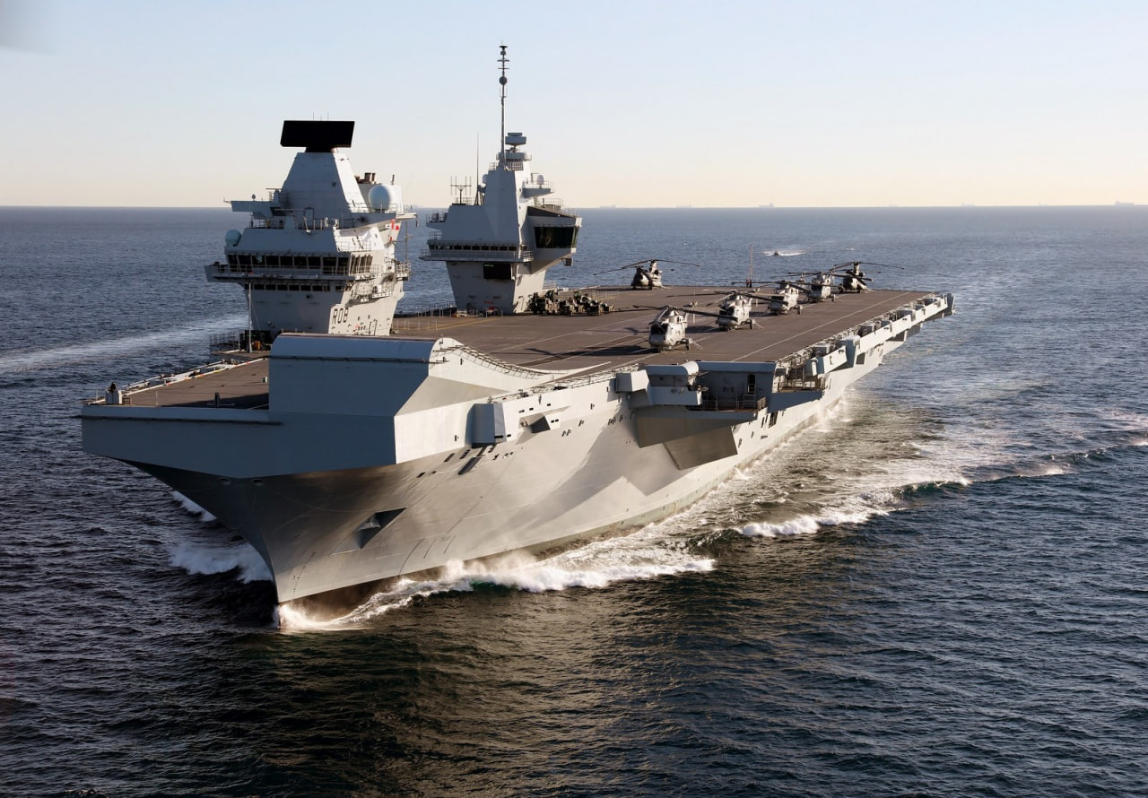 لندن تستأذن صنعاء للسماح بمرور حاملة الطائرات "HMS" في البحر الأحمر