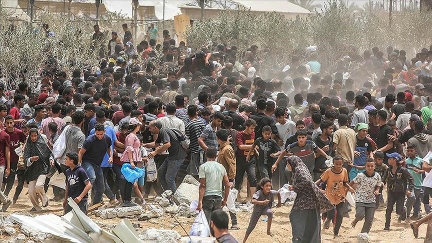 32 شهيداً حصيلة مجزرة المساعدات قرب نتساريم ورفح بغزة