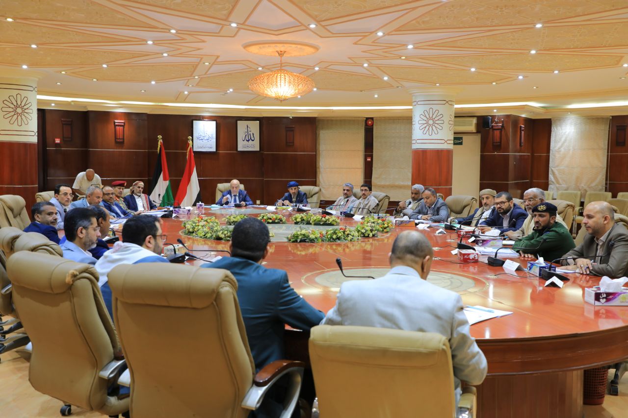 مجلس الوزراء يُبارك التصعيد اليمني العسكري والشعبي ضد العدو الصهيوني