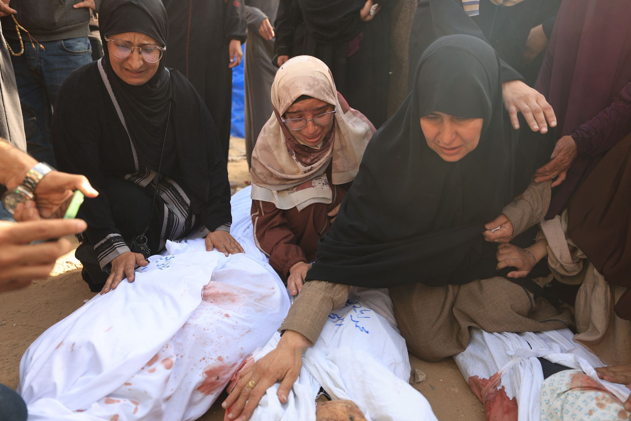 في عيد الأضحى.. شهداء وجرحى بقصف العدو لقطاع غزة