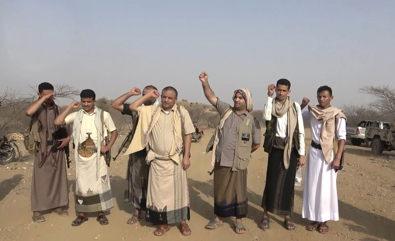وزير الزراعة يتفقد أحوال المرابطين في جبهة بني حسن بحجة