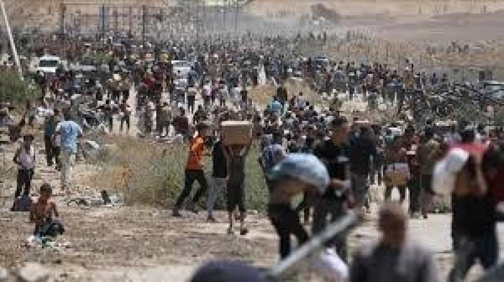 5 شهداء وأكثر من 100 مصاب في مجزرة صهيونية بحق منتظري المساعدات بغزة
