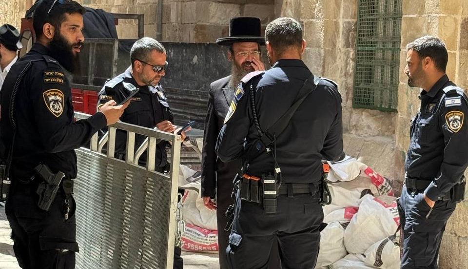 الأوقاف الفلسطينية تستنكر إغلاق العدو الإسرائيلي المسجد الأقصى والحرم الإبراهيمي