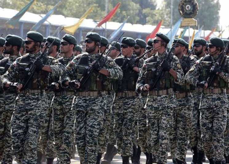حرس الثورة في إيران ينعى مجموعة من كبار قادة القوات الجوفضائية