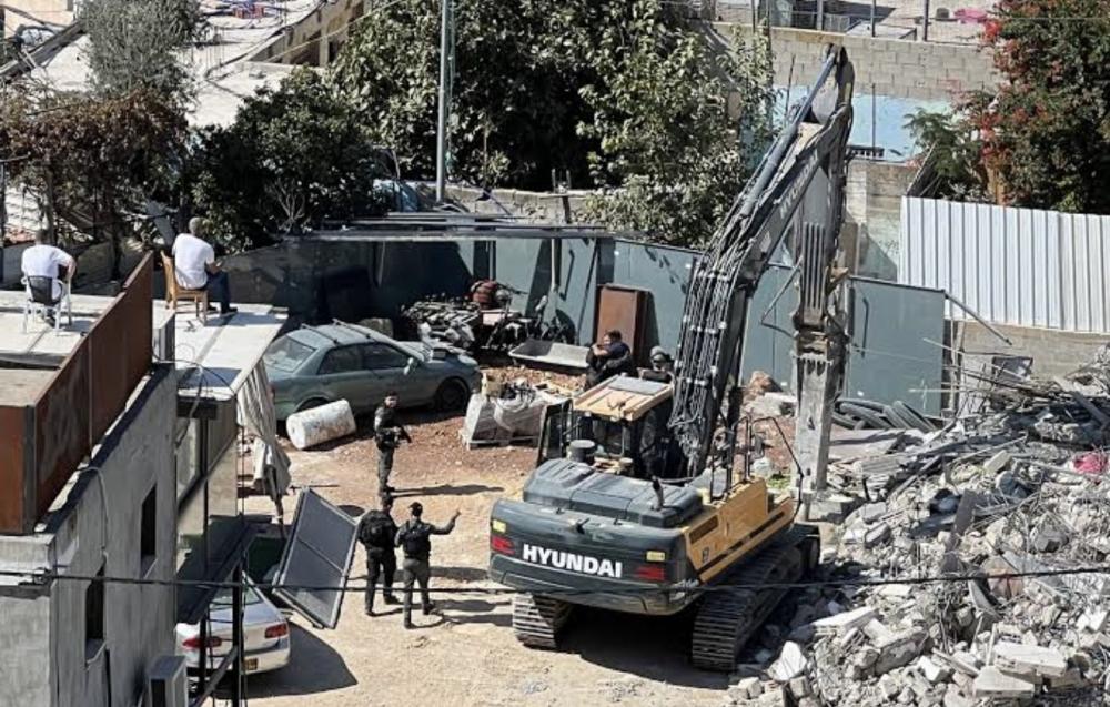 العدو الصهيوني يوزع إخطارات هدم على سكان حي البستان بسلوان