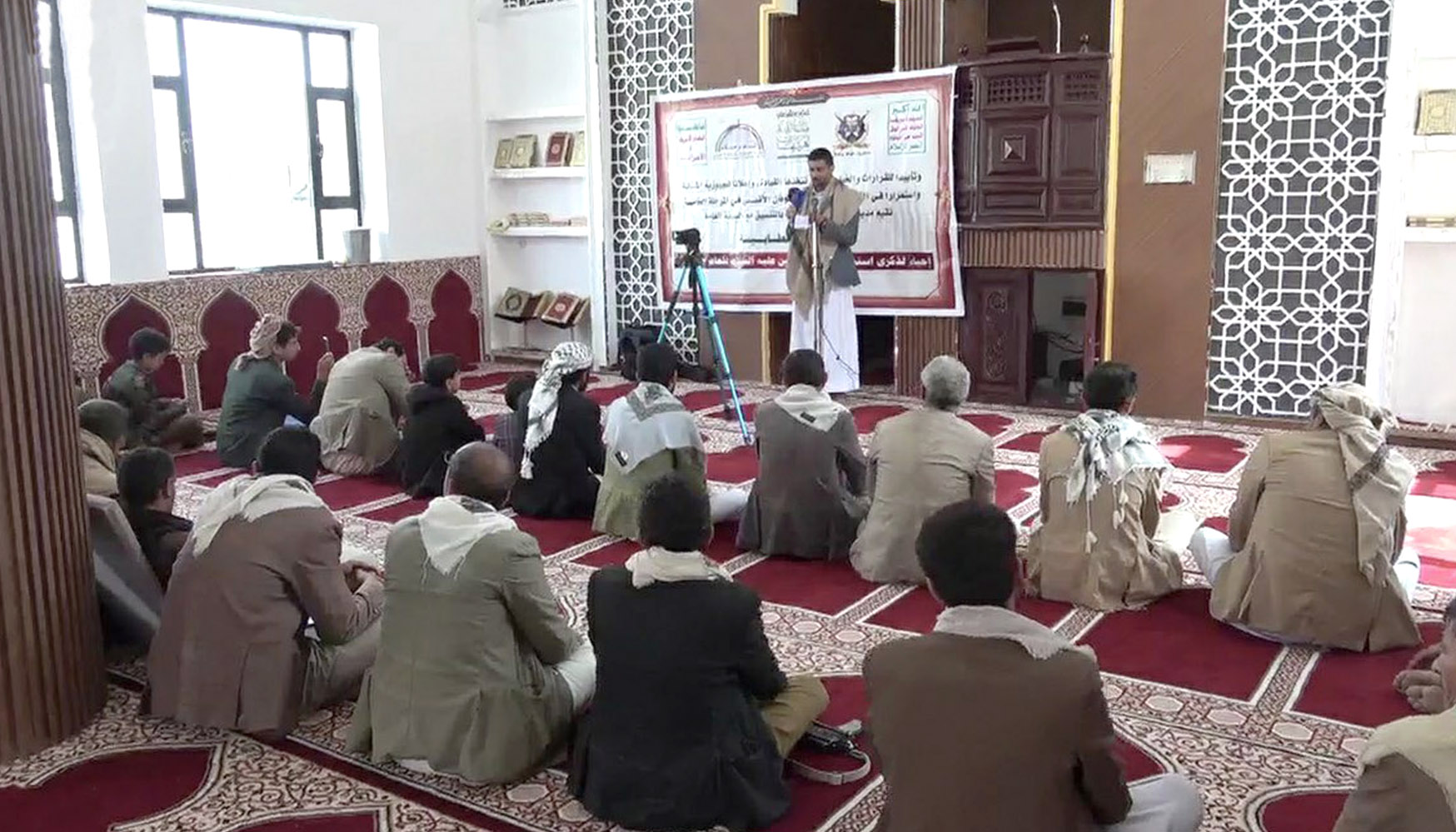 أبناء الحيمة الداخلية بصنعاء يحيون ذكرى استشهاد الإمام الحسين