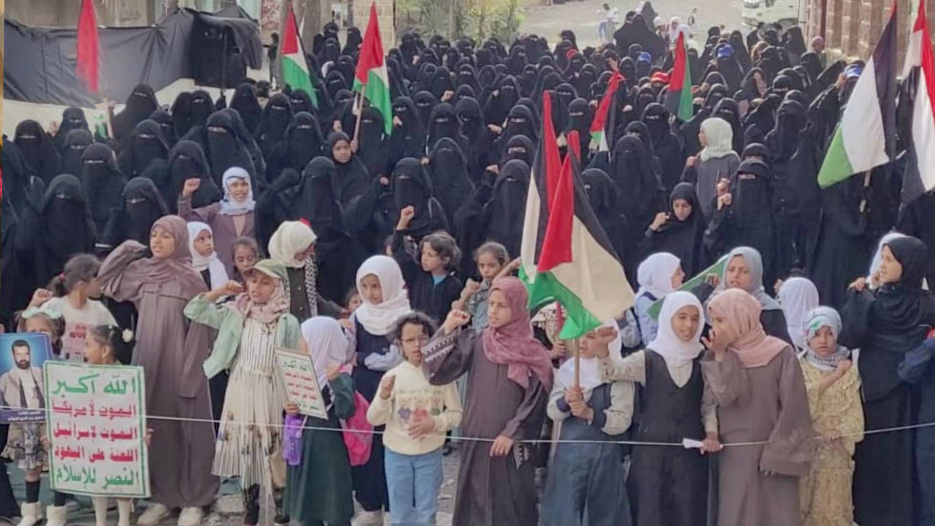 حرائر الحيمة ومناخة بمحافظة صنعاء يُحيين ذكرى استشهاد الإمام الحسين