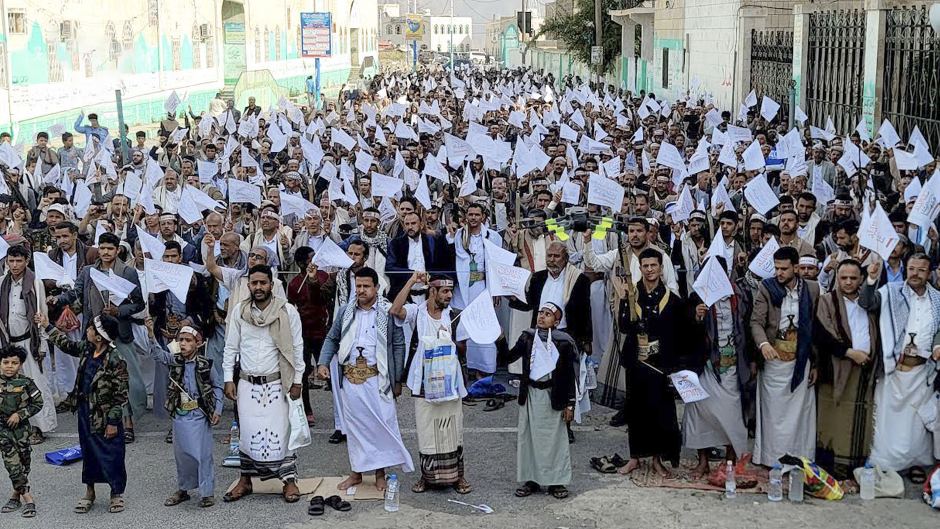 أبناء محافظة حجة: أبناء غزة يعيشون كربلاء العصر كما عاشها الإمام الحسين