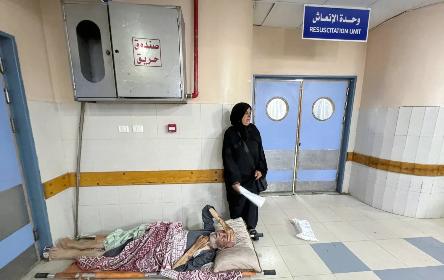 مدير مجمع الشفاء بغزة يُعلن توقف مستشفى الخدمة العامة