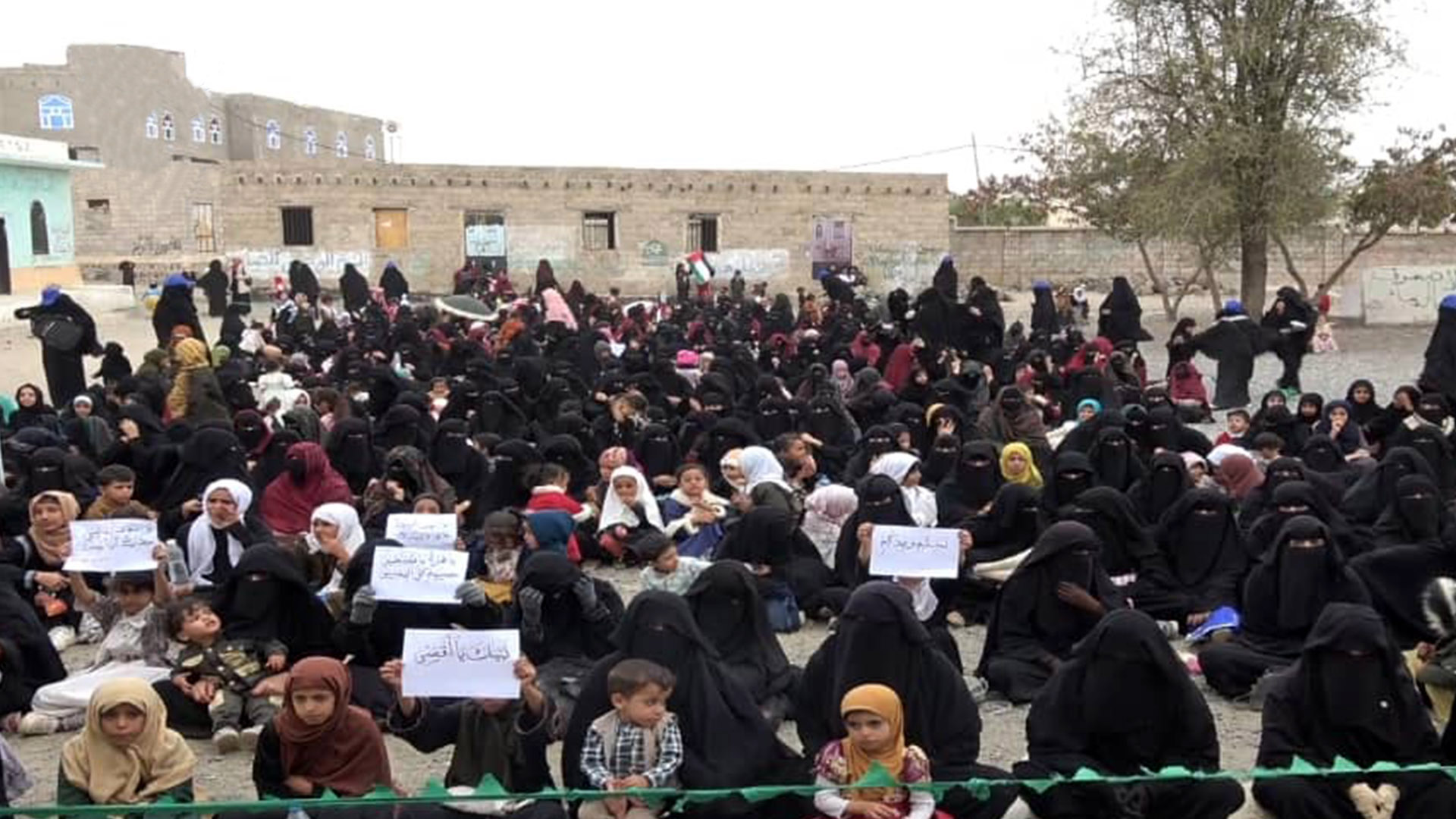 الهيئة النسائية بصنعاء تنظم فعاليات خطابية إحياءً لذكرى استشهاد الإمام زيد