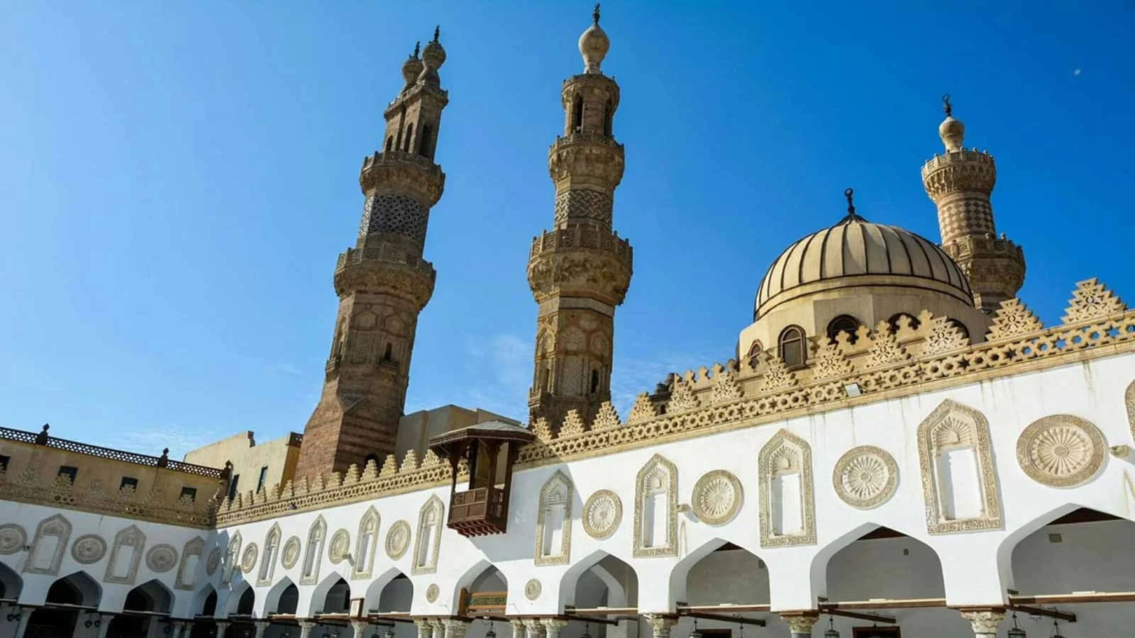 بيان "محذوف" للأزهر يدين جرائم الإبادة والتجويع في غزة