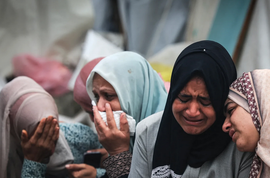 مناشدات فلسطينية لوقف سياسة إذلال النساء في غزة