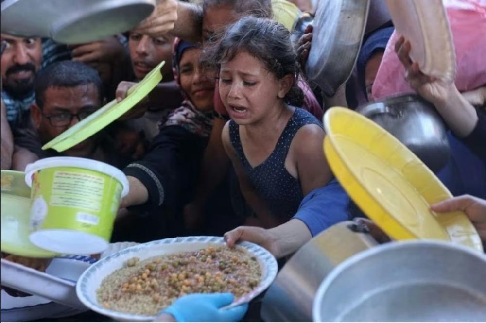"لازاريني": السيناريو الأسوأ للمجاعة يحدث الآن في غزة
