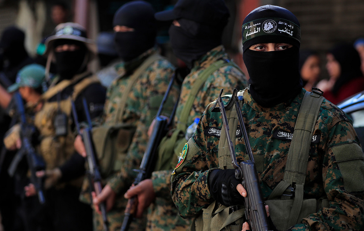 خلال يوليو.. 293 عملية للمقاومة الفلسطينية في الضفة والقدس المحتلتين