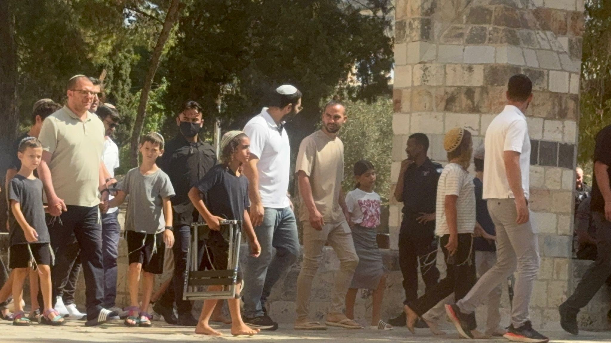 حركة حماس تدعو لتحرك دولي لوقف الانتهاكات الصهيونية للأقصى