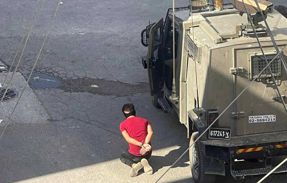 قوات العدو شن حملة اعتقالات واسعة في الضفة