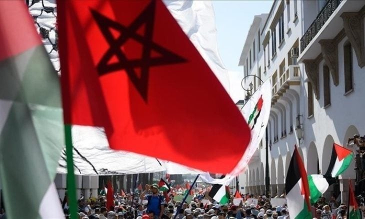 آلاف المغاربة يتظاهرون في طنجة رفضا للابادة الصهيونية بغزة