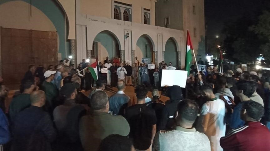 مئات المغاربة يتظاهرون في مكناس تنديدا بإبادة وتجويع أهالي غزة