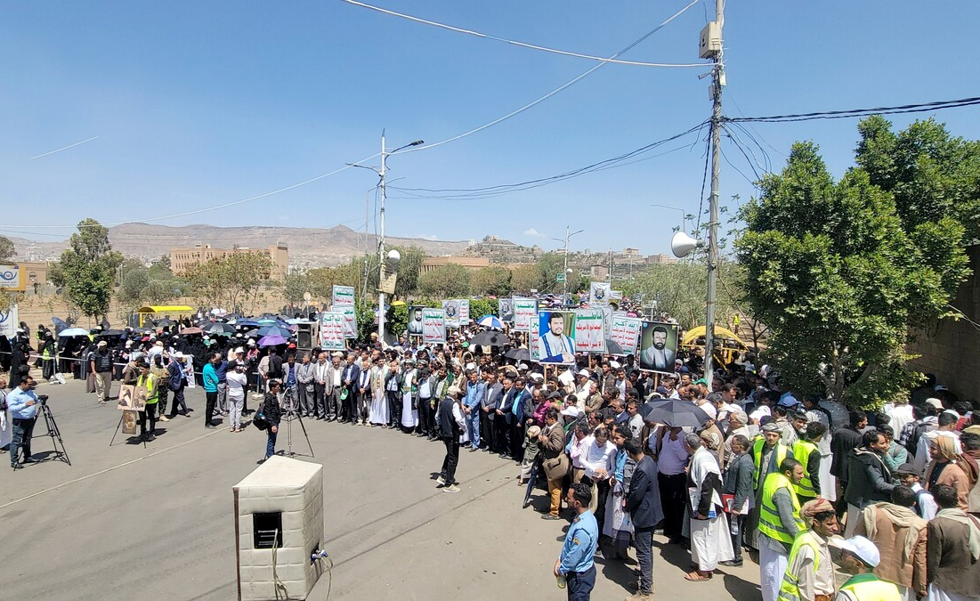 مسيرة حاشدة في جامعة صنعاء تنديداً بجرائم العدو الصهيوني بحق الشعب الفلسطيني