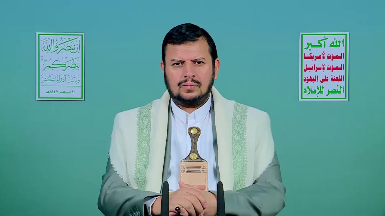 السيد القائد: تبني الحكومة اللبنانية الورقة الأمريكية خيانة وتفريط وإساءة إلى الشعب اللبناني