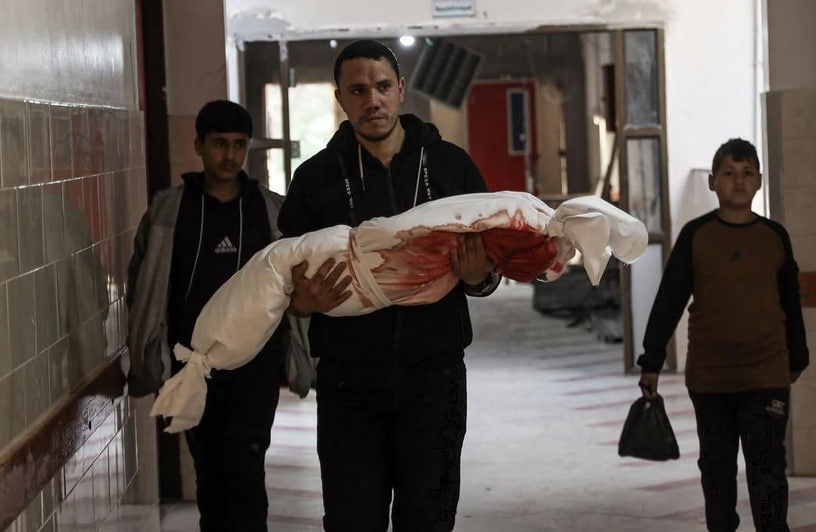 ارتقاء ثلاثة شهداء جراء استهداف العدو حي الشجاعية شرق مدينة غزة