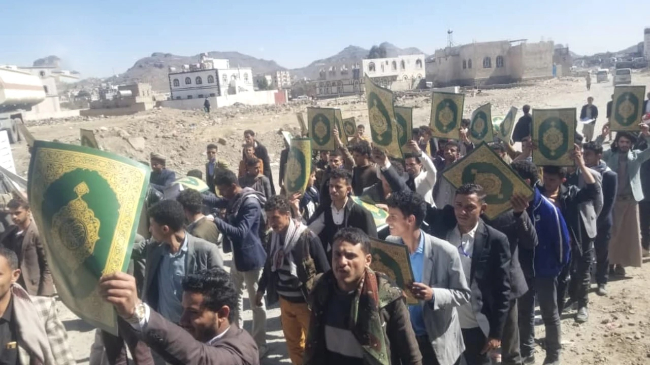 مسيران لخريجي دورات التعبئة في يريم وحزم العدين بإب