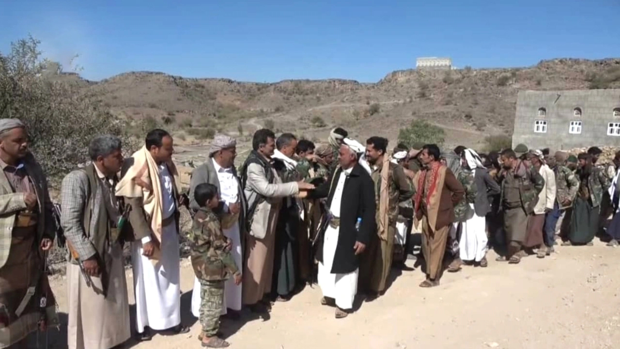 صلح قبلي ينهي قضية ثأر بين آل خبران في القريشية - قيفه بالبيضاء