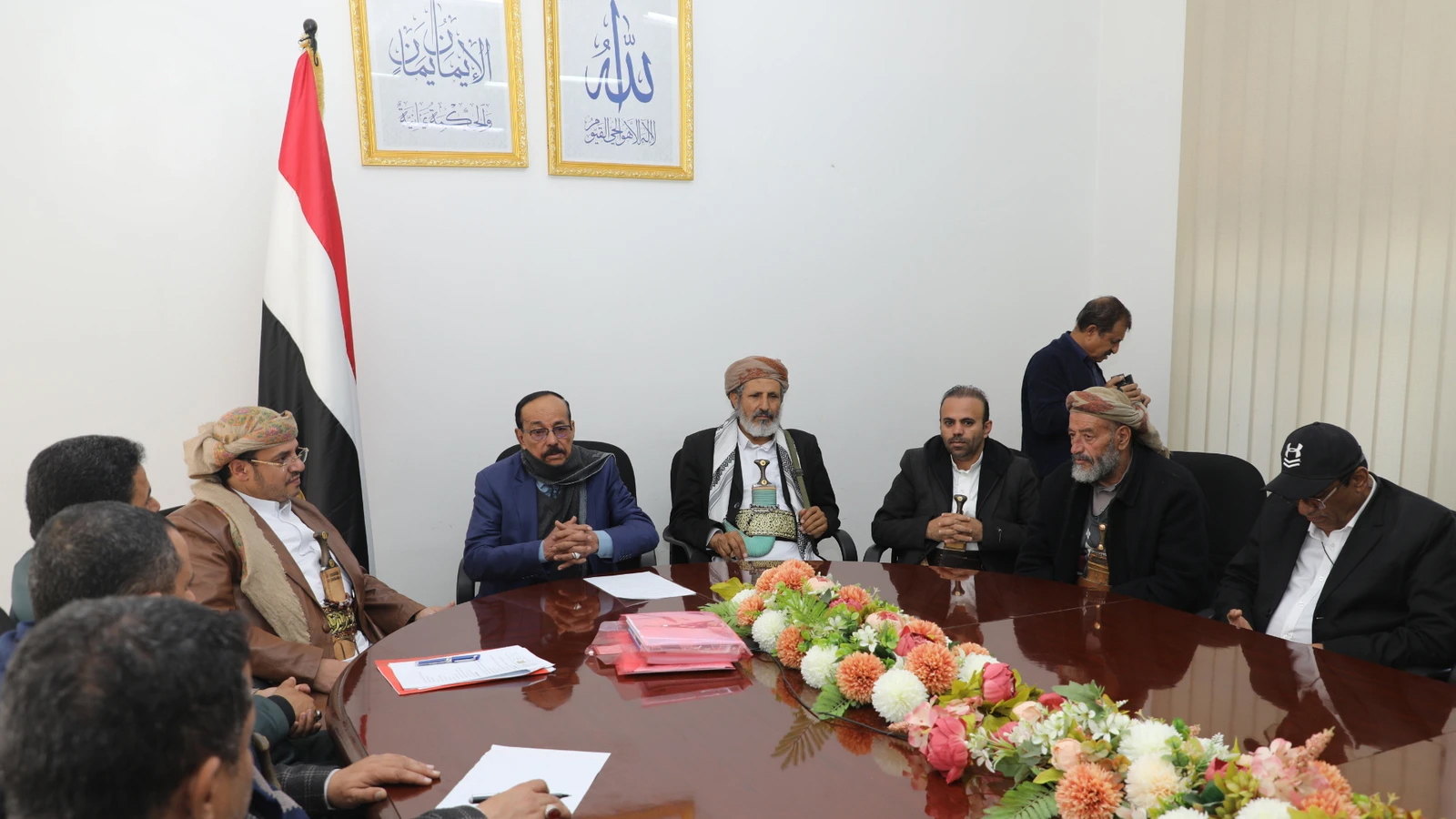 رئيس مجلس الشورى: الشباب ركيزة أساسية لحماية الهوية الوطنية ومواجهة الحرب الناعمة