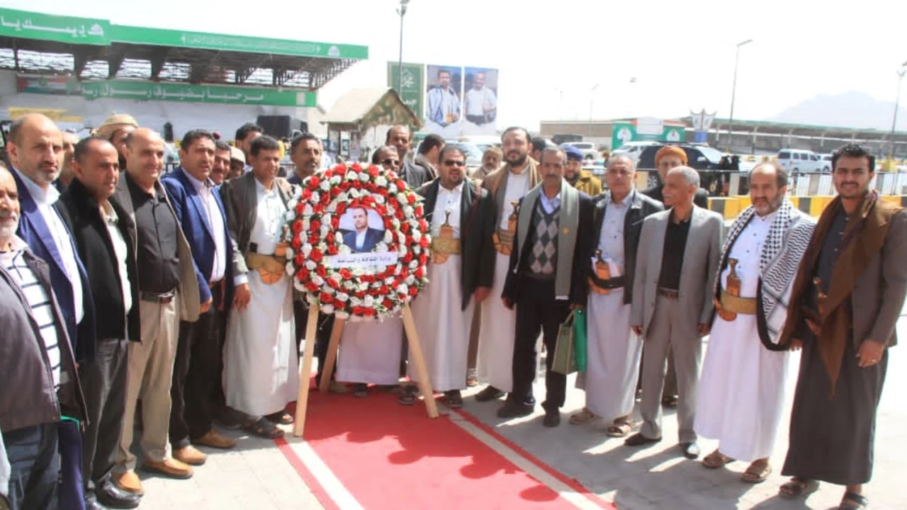 قيادة ومنتسبو الثقافة والسياحة يزورون أضرحة الصماد والرهوي والغماري