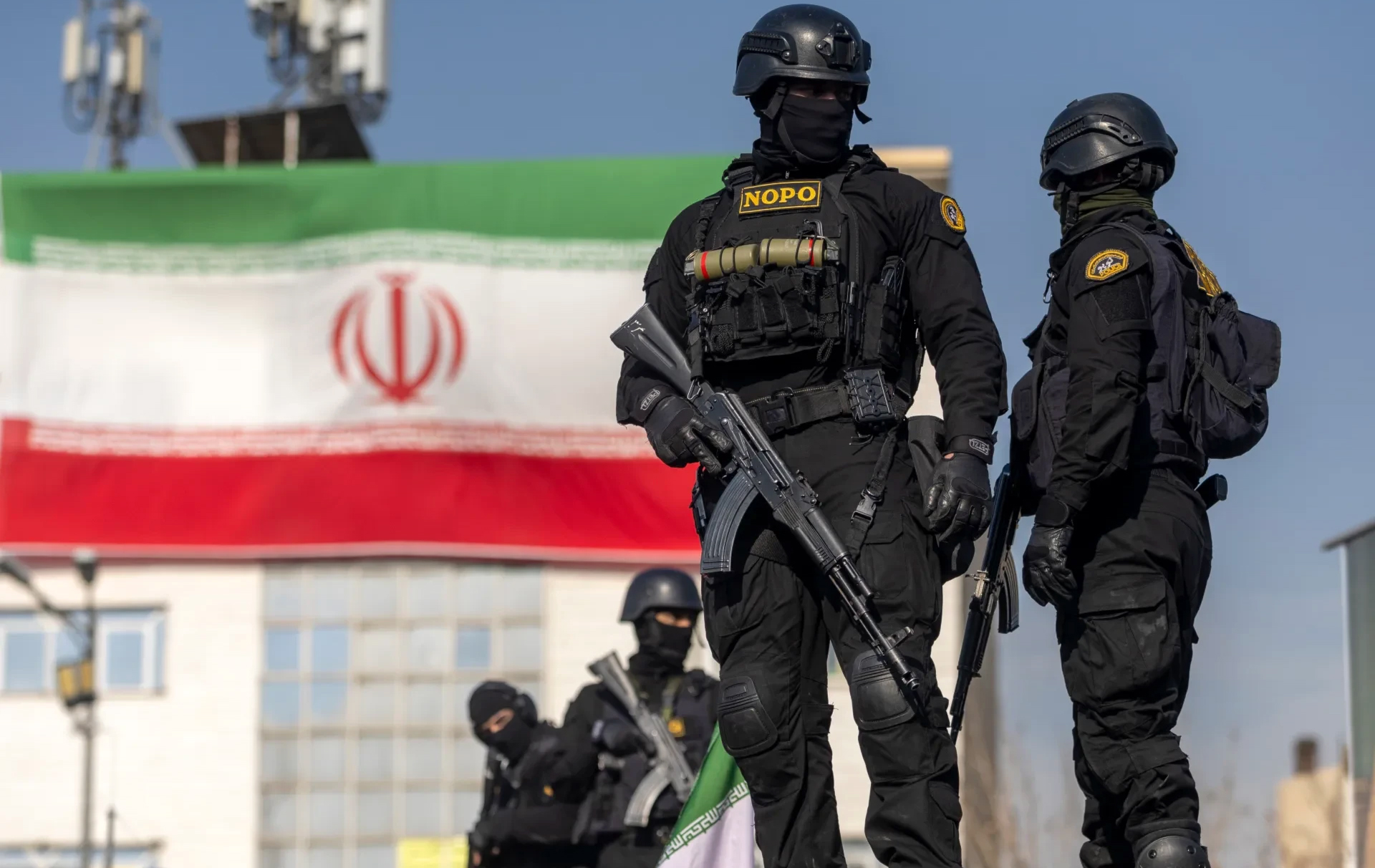 الاستخبارات الإيرانية: القبض على 85 من متزعّمي أعمال الشغب المسلح في زنجان