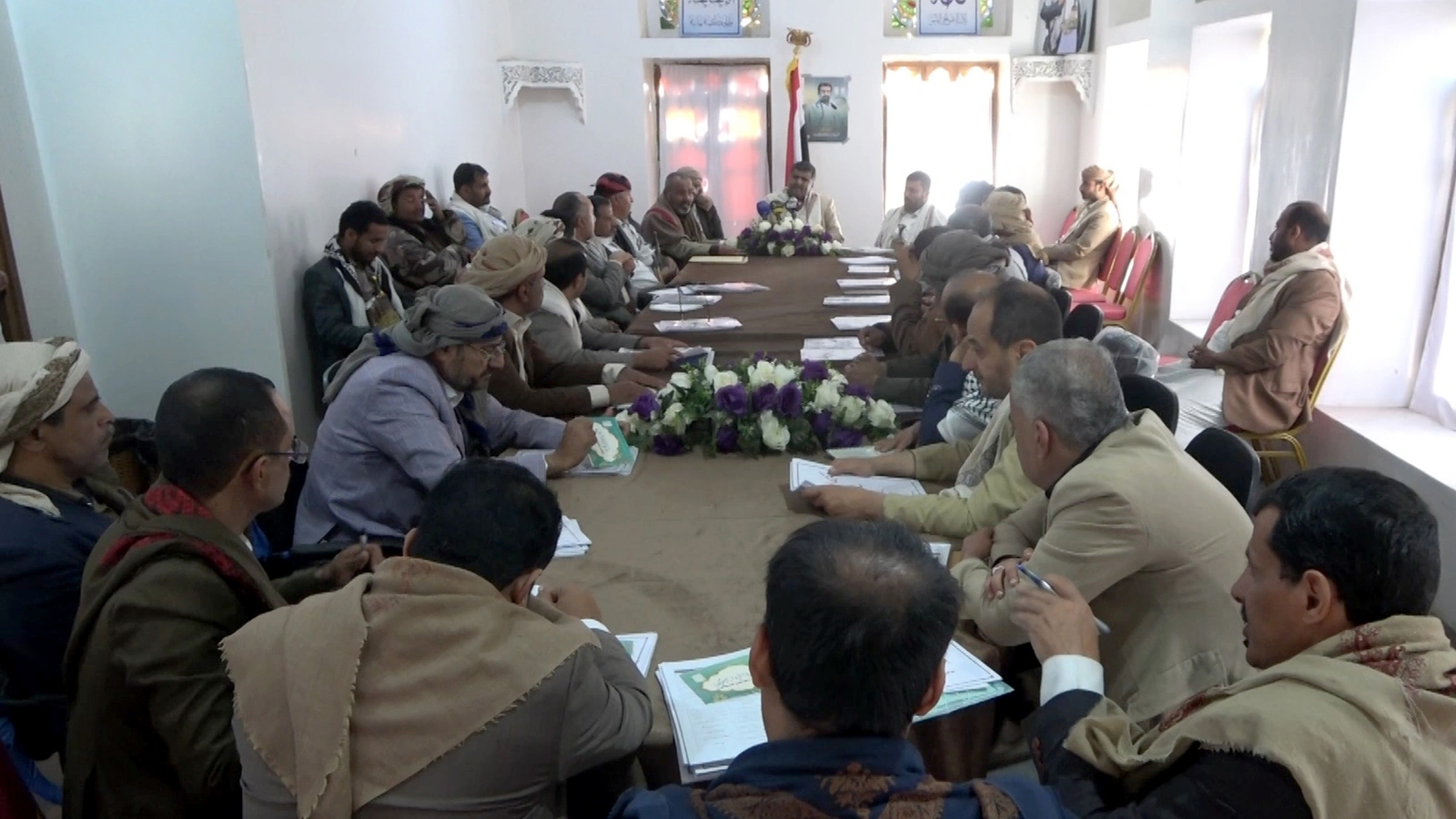 اجتماع برئاسة محافظ مأرب يناقش خطة البرنامج الرمضاني للعام 1447هـ