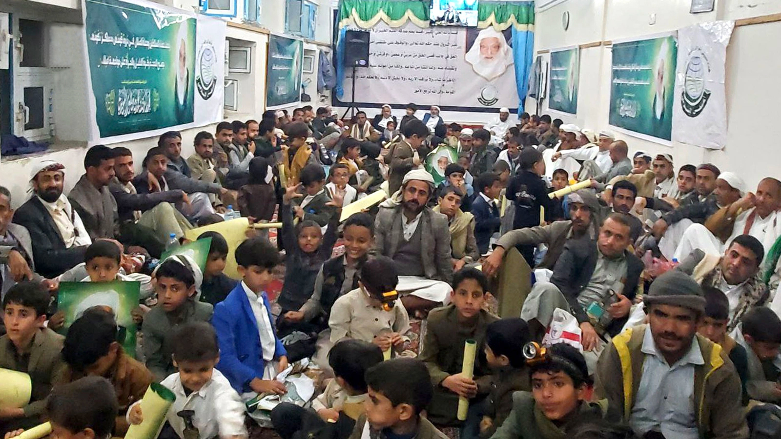 مديريات حجة تُحيي الذكرى الـ 19 لرحيل العالم الرباني مجد الدين المؤيدي