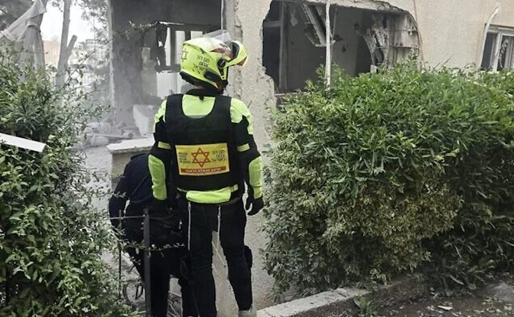 إصابات في يافا المحتلة وتضرر طائرات بمطار "بن غوريون" بفعل صواريخ إيران