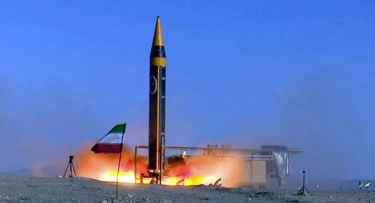 الحرس الثوري يطلق الموجة الـ87 تحية لروح الشهيد تنكسيري