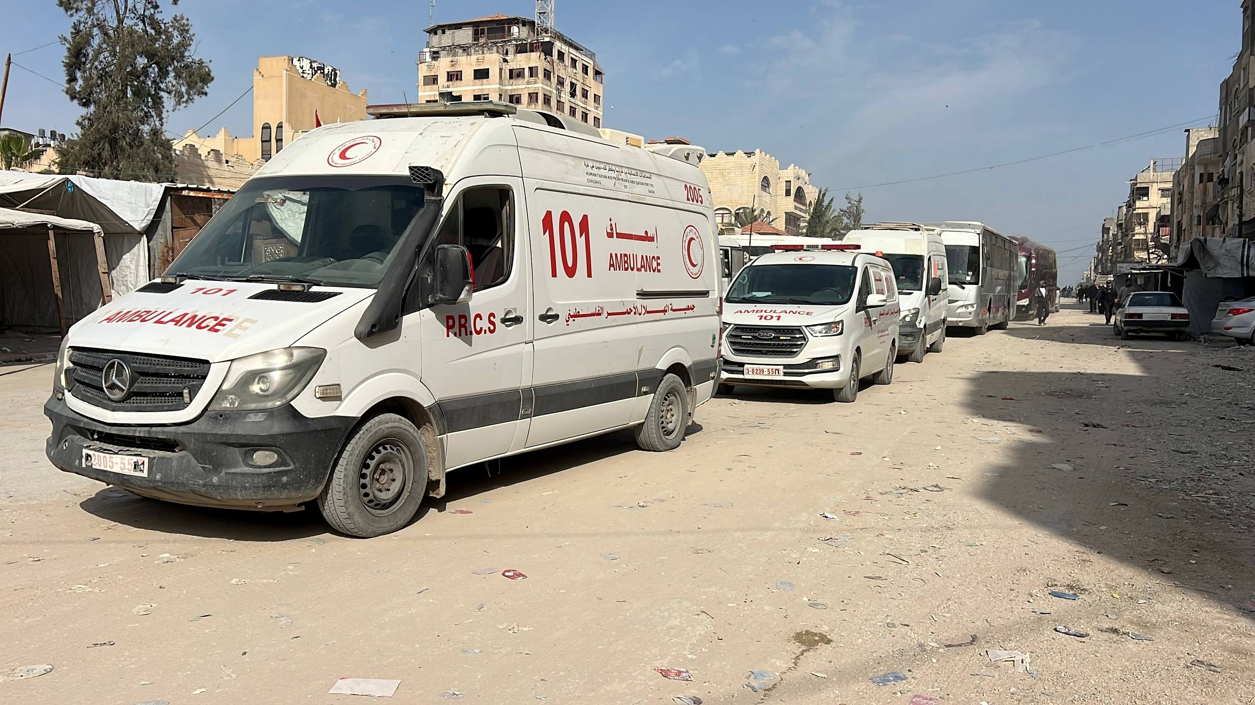 إجلاء 57 مريضاً للعلاج خارج قطاع غزة